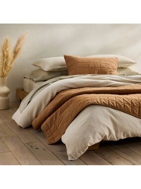 Linen Casaluna Quilt/2 Shams